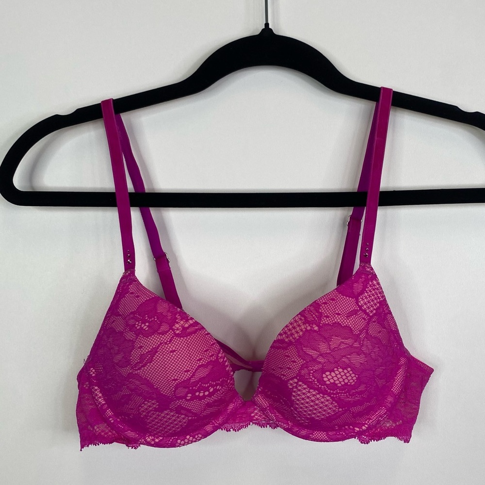 Victoria Secret 34A Pink Lace Bra Diamond Gems